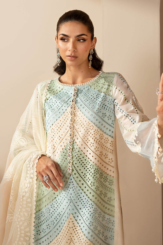 3 Piece Embroidered Lawn Suit - My Store