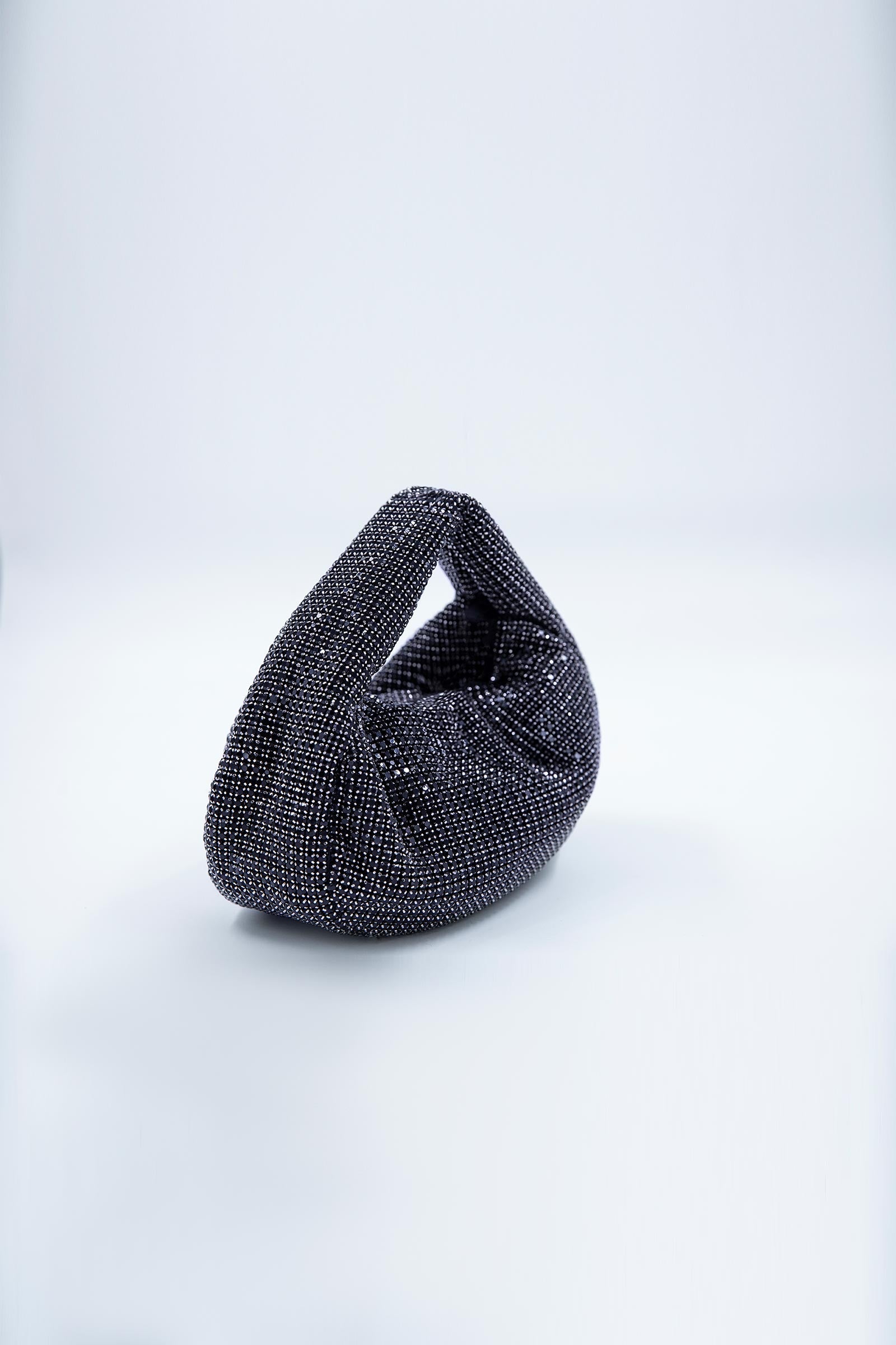 MBG-W23-17 Black - Silko Store
