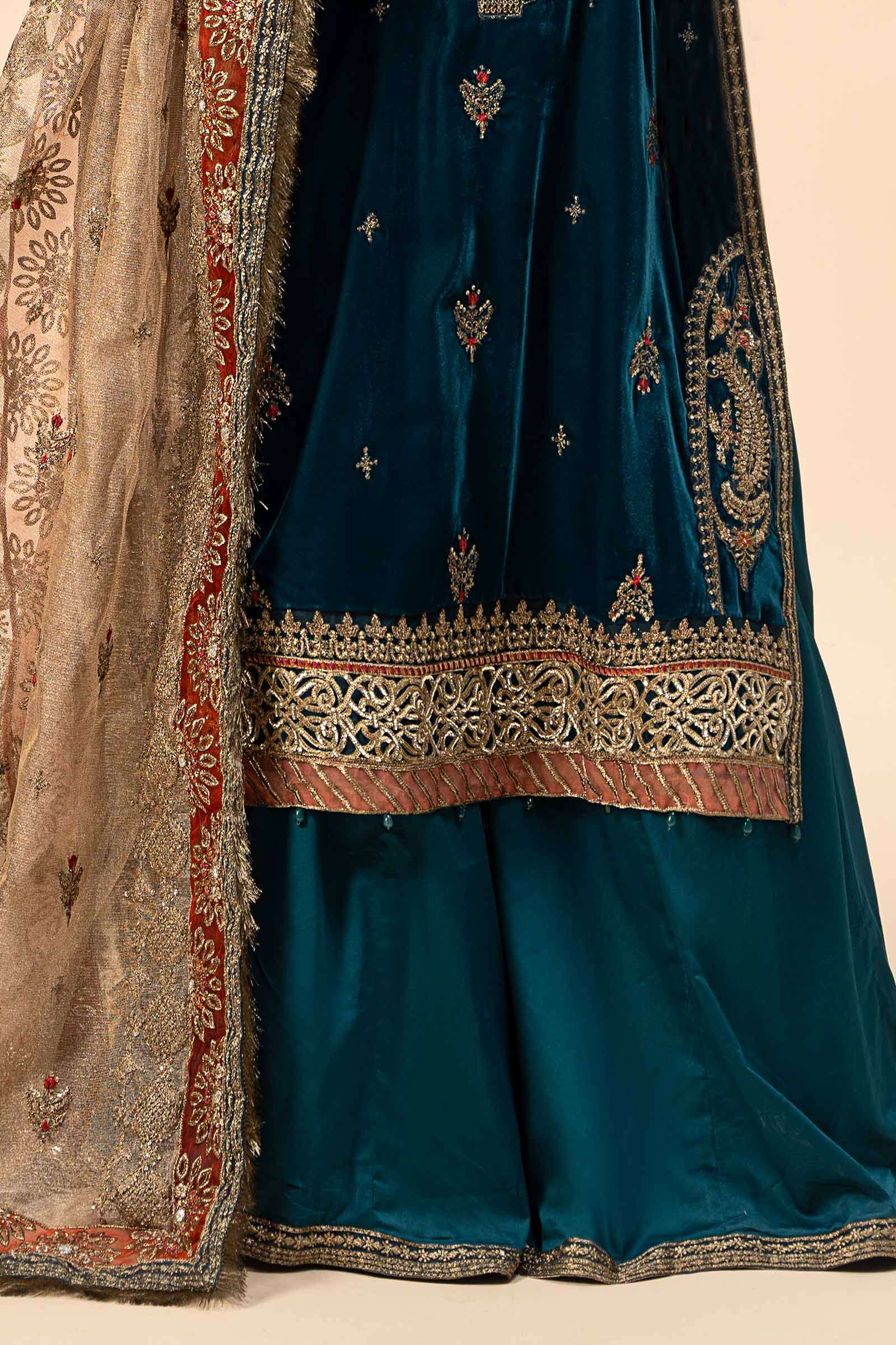 3 Piece Embroidered Velvet Suit - Silko Store