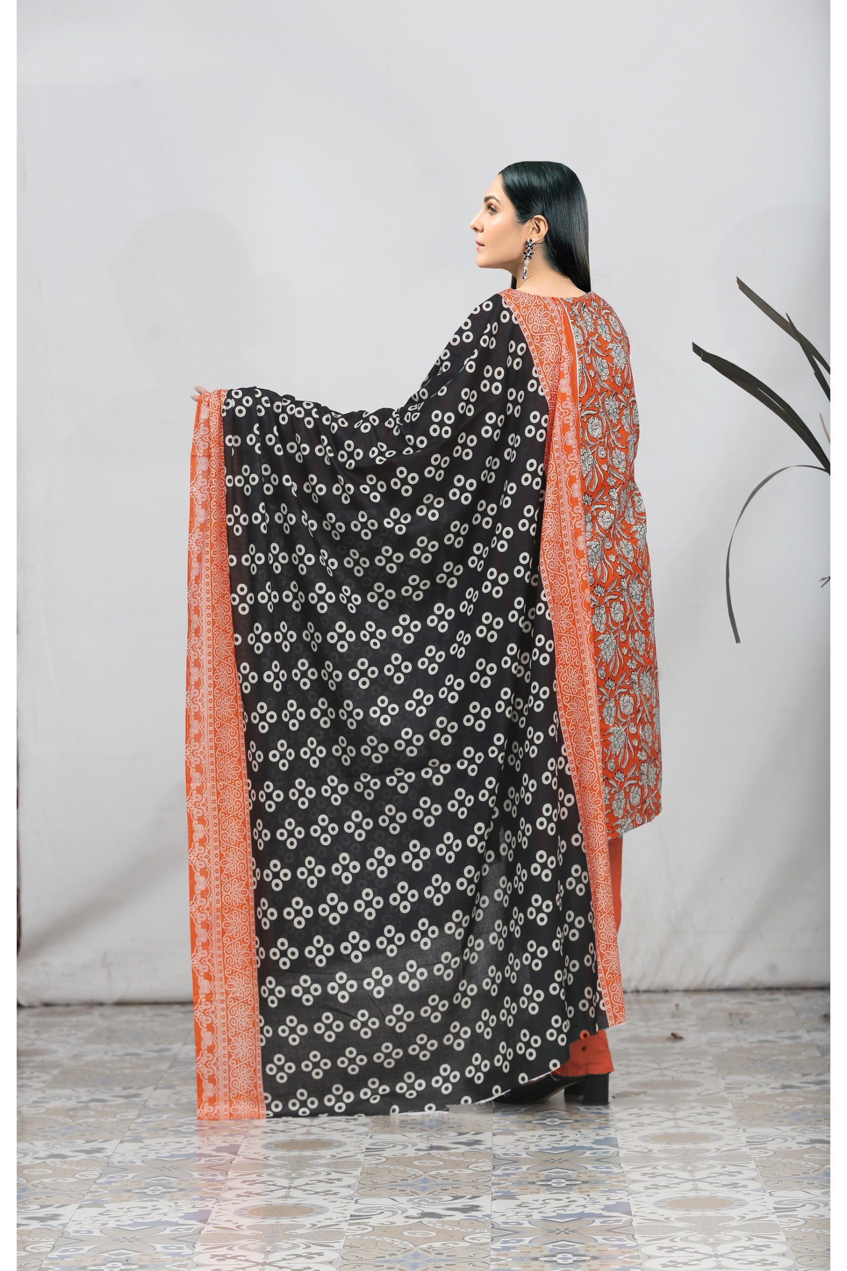 3 Piece Printed Lawn Suit - Silko Store