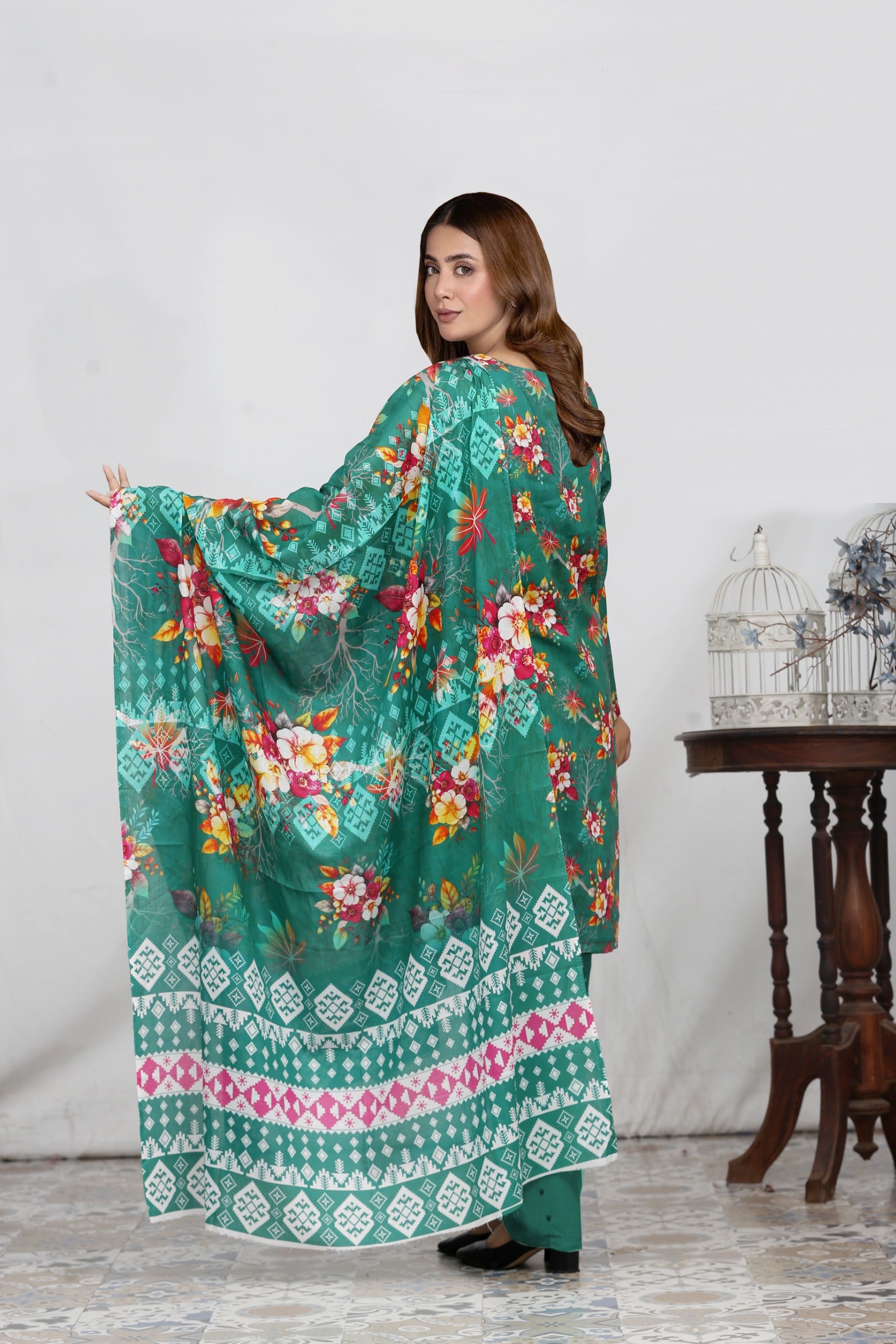 3 Piece Printed Lawn Suit - Silko Store