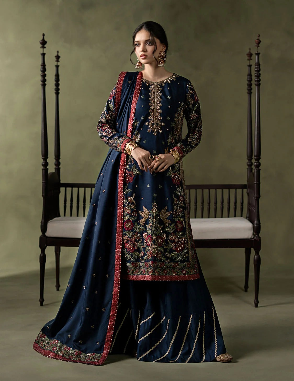 Luxury Formal Dresses Pakistan | Designer Party Wear | SilkoStore